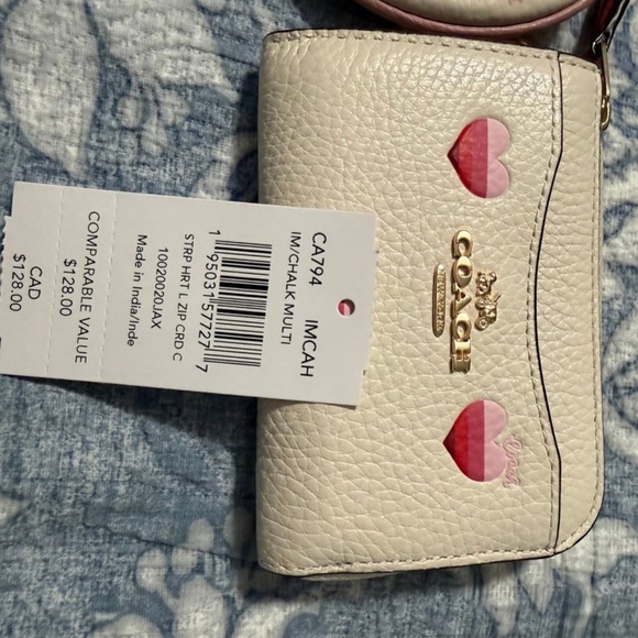 Coach Cream and Pink Heart Wallet - Picture 3 of 14